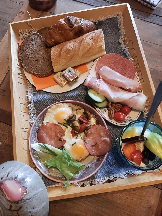 Notre Village Papillon Bed&Breakfast Neret Exteriör bild
