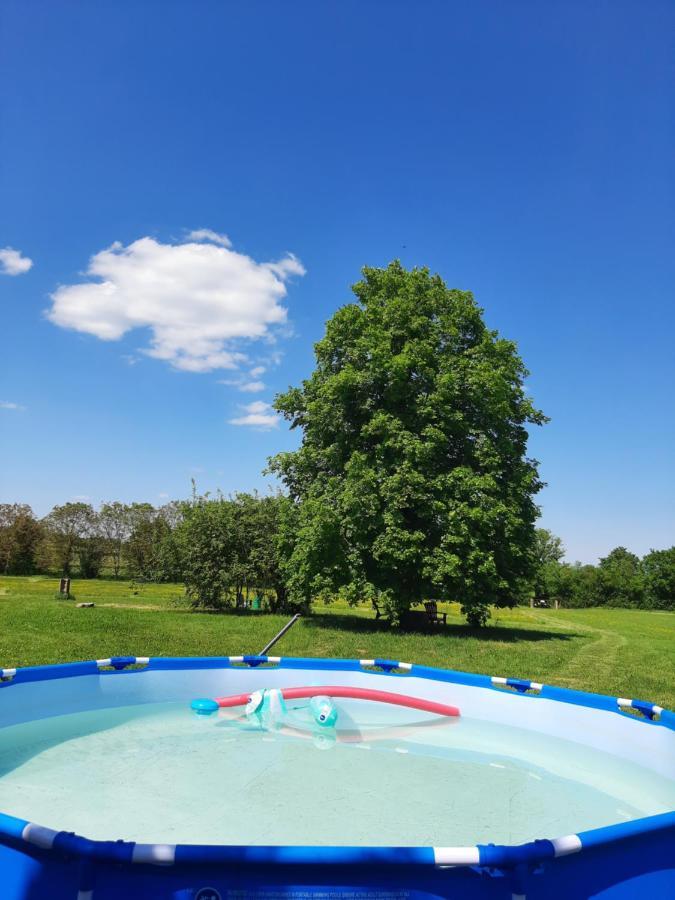 Notre Village Papillon Bed&Breakfast Neret Exteriör bild