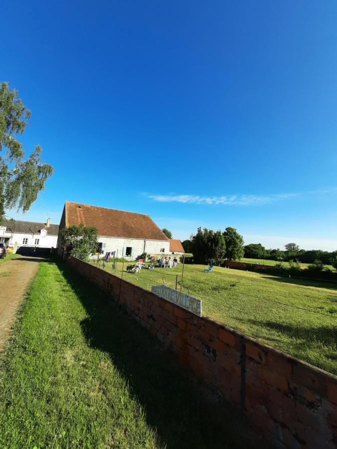Notre Village Papillon Bed&Breakfast Neret Exteriör bild